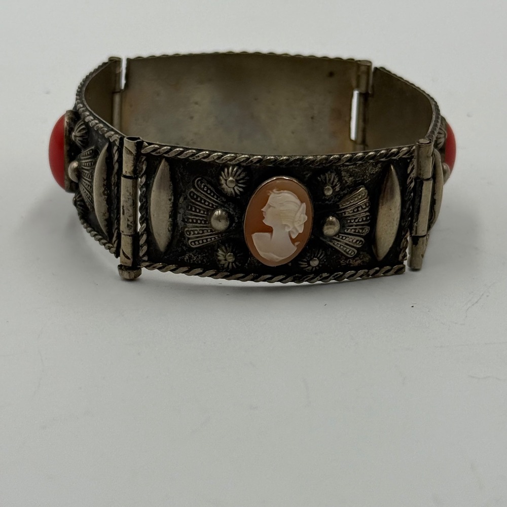 Vintage Silver Tone Metal Cameo Bracelet Red Stone Inlay Hinged Bangle